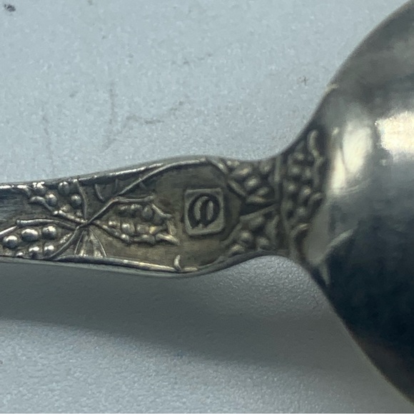 Collection of Seven Special Sterling Spoons and Forks From Around the World - Picture 3 of 16